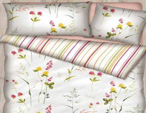 Linge de lit avec motif printanier de fleurs sur fond blanc ⋆ Lehner Versand